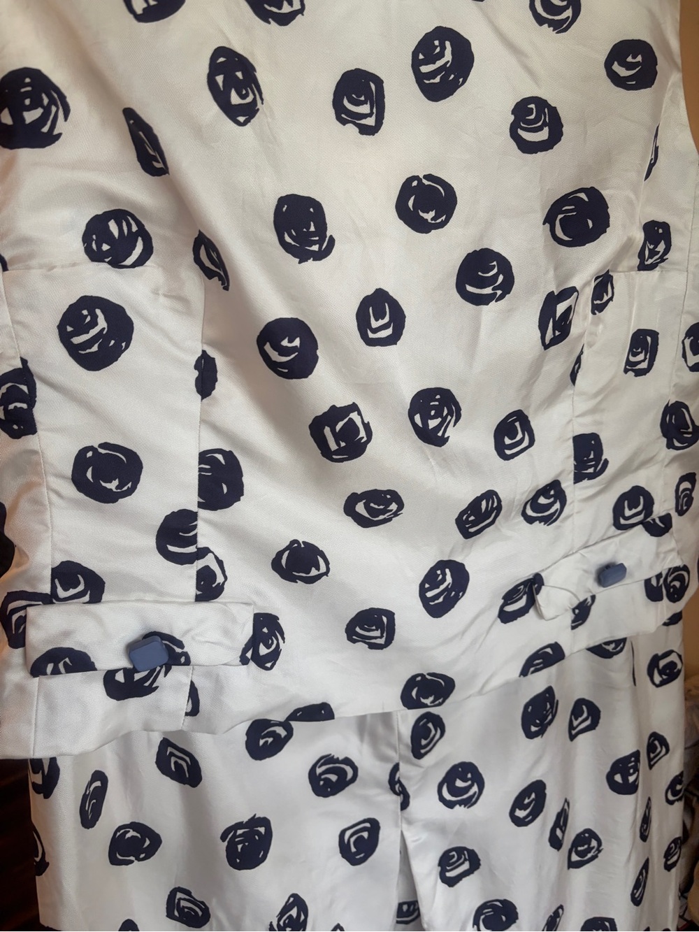 Vintage White Ivory 2 piece dress with dark purple flower pattern with buttons - Picture 7 of 17